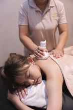 Aroma Oil Massage + Hot Herbal Compress