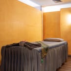 Scrub + Aroma/Coconut/Milk Cream Massage + Thai Herbal Ball