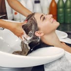 Wash & Blow Dry / Styling