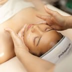 Soothing Aromatherapy Rehydrating Facial