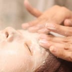 Facial Scrub & Massage