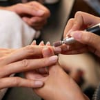 Retrait extensions ongles