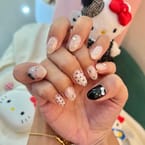 Hands Gel Nails