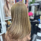 Hair Bleaching and Color Removal