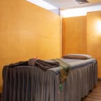 Scrub + Oil Massage + Thai Herbal Ball