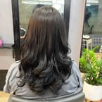 Volume + Curls Styling (250 - 400 THB)