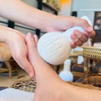Herbal Compress Oil Massage