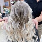 Balayage + toner + Olaplex (toutes longueurs)