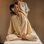 Massage thaï 60 mins + massage des pieds 30 mins