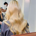 Women's Fashion Hair Color (Bleaching Included)