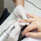 Remove Nail Extension