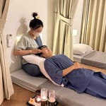 Massage pieds et corps (dos nuque tête épaules)