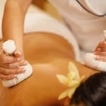 Thai Herbal Compressing Massage
