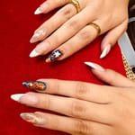 ทาสีเจลมือ