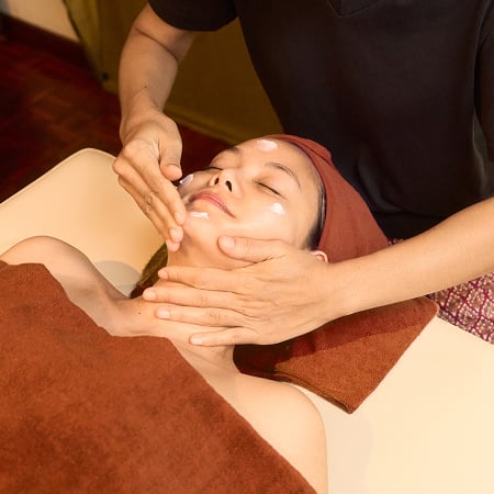 Signature Face & Body Massage