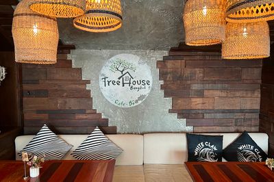 Treehouse Cafe & Bar Bangkok 10110 3 - SeeU Nomad