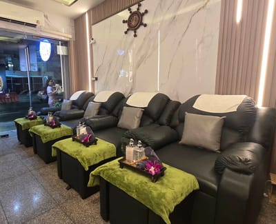 Thai Tusk Massage 1 Bangkok - SeeU Beauty