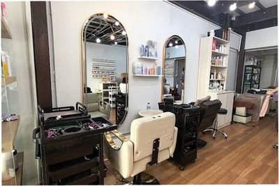SJ Hair Salon Bangkok 10500 3 - SeeU Beauty