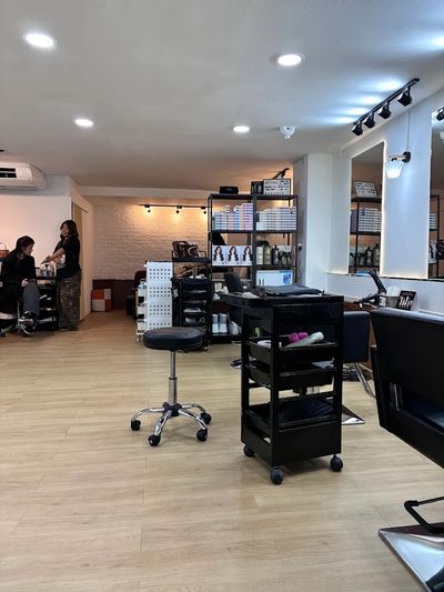 Evolve Hair Studio Bangkok 10110 3 - SeeU Beauty