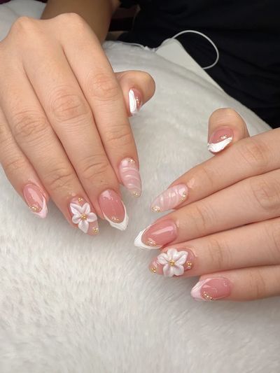 The aura nail thonglor Bangkok 10110 2 - SeeU Beauty