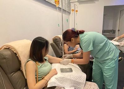 Dr. Revive (Nan Ah) Bangkok 10600 2 - SeeU Beauty