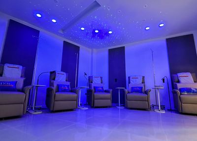 DR.REVIVE (Sukhumvit) Bangkok 10110 2 - SeeU Beauty