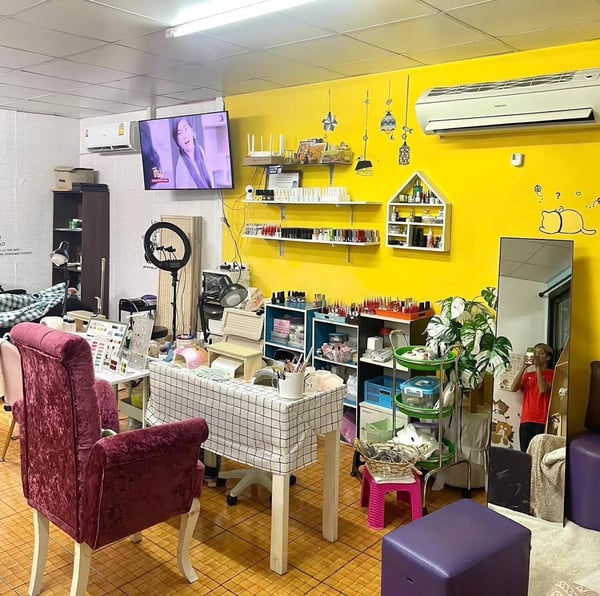Nails Ploy Cafe Pathum Thani 12120 4 - SeeU Beauty