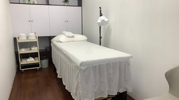 Waxing Time - Sukhumvit 4 (Nana) Bangkok 10110 4 - SeeU Beauty