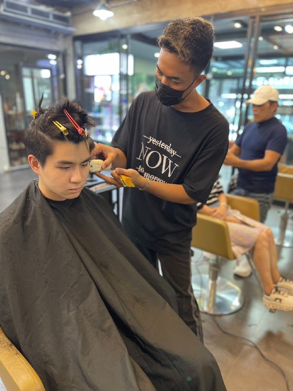 ADAM & EVE SALON AND HEAD SPA Bangkok 10250 10 - SeeU Beauty