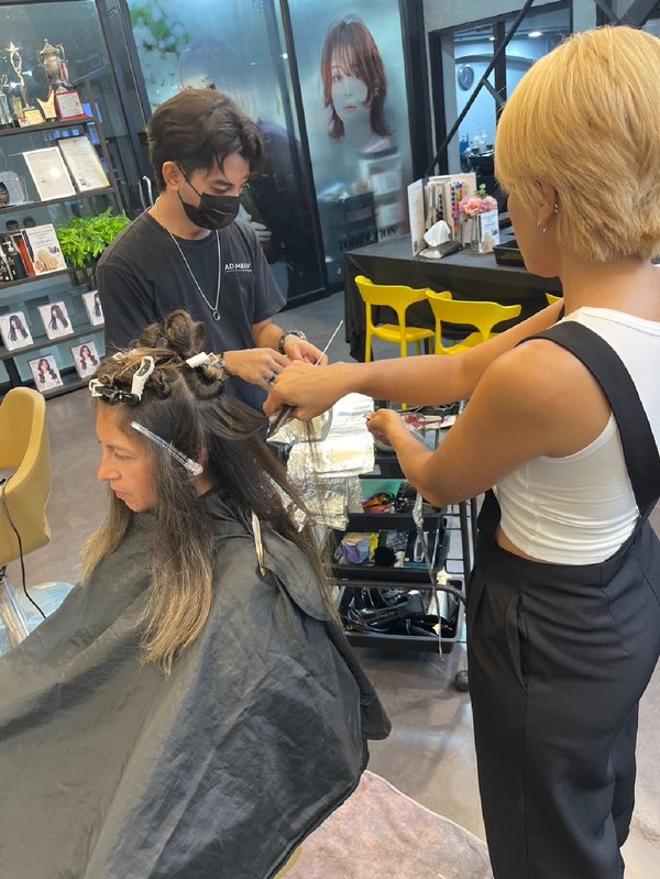 ADAM & EVE SALON AND HEAD SPA Bangkok 10250 13 - SeeU Beauty