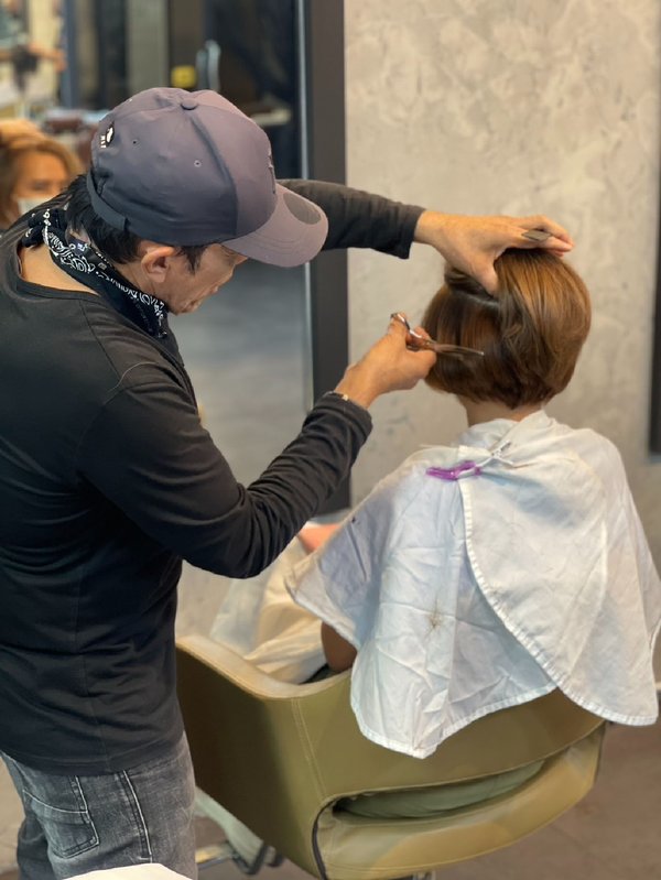ADAM & EVE SALON AND HEAD SPA Bangkok 10250 8 - SeeU Beauty