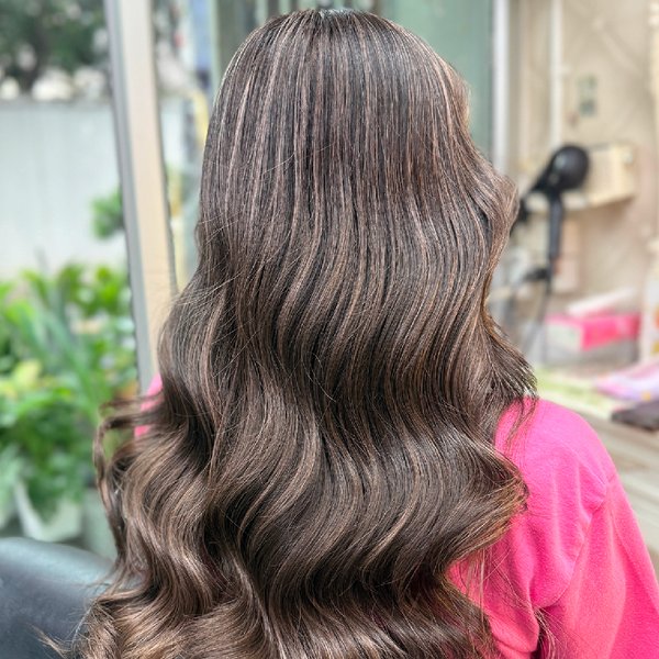 Oilly Hair Salon Bangkok Bangkok 10120 12 - SeeU Beauty