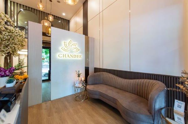 Chandee Head Spa & Massage Bangkok 10500 14 - SeeU Beauty