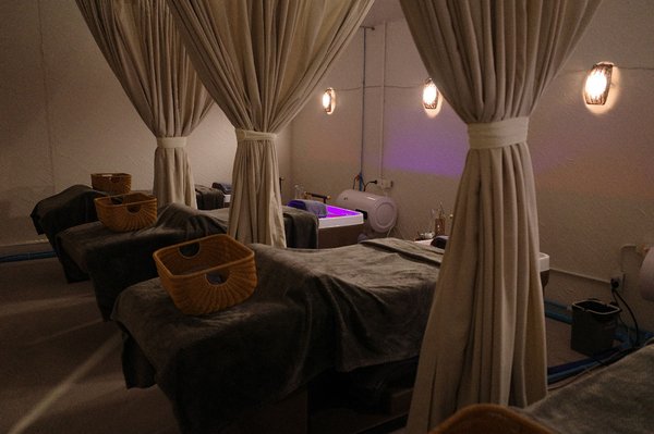 CALMY CORNER RELAXING HEAD SPA & SALON Bangkok 10500 4 - SeeU Beauty