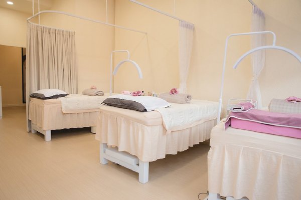 Chichaya Glowcery Salon Bangkok 10110 8 - SeeU HeaderBg.webp