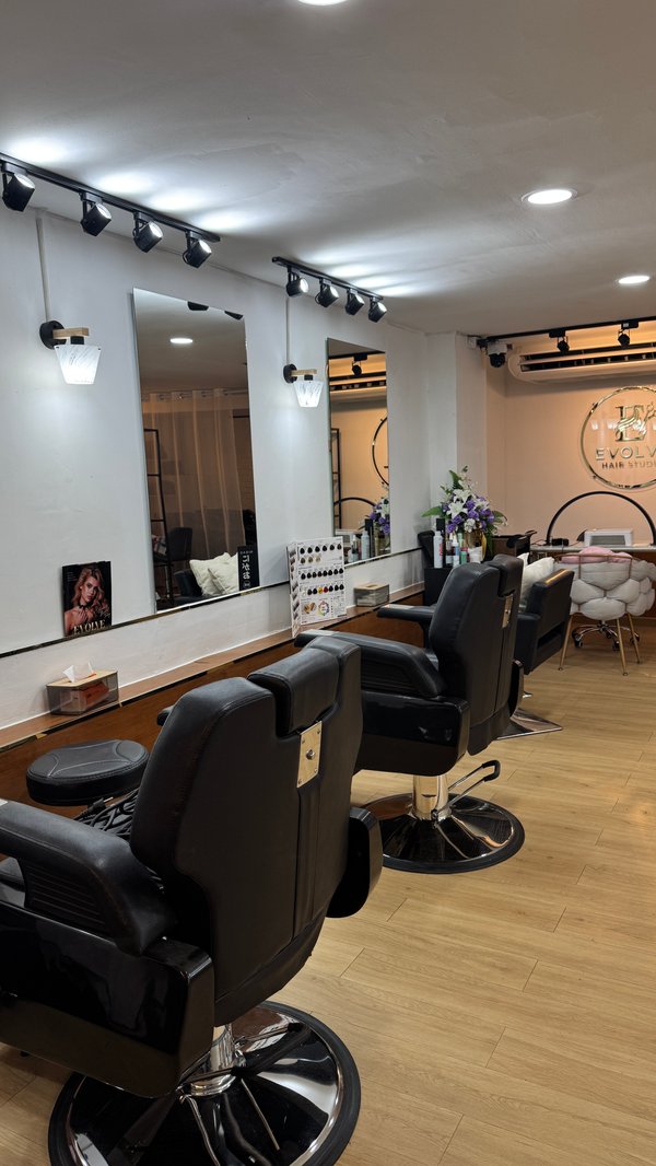 Evolve Hair Studio Bangkok 10110 10 - SeeU Beauty