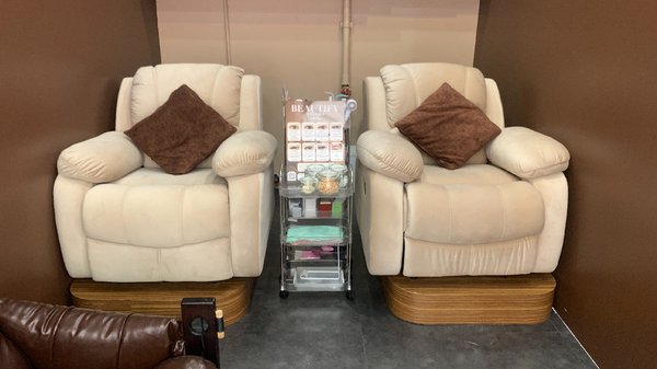 Beautify Studio Bangkok – Eyelash & Nails (Platinum Mall) Bangkok 10400 4 - SeeU Beauty