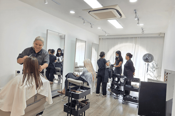 REST head spa salon Thonglor (3rd floor) Bangkok 10110 17 - SeeU HeaderBg.webp