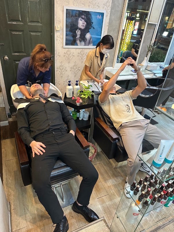 JKs Stylist Hair Salon & Nail Spa Bangkok 10110 10 - SeeU Beauty