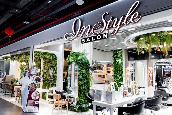 Instyle Salon - Siam Centerpoint Bangkok 10330 1 - SeeU Beauty