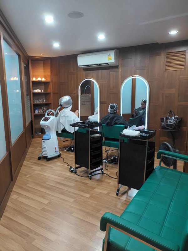 Antii Hair Salon Silom Bangkok 10500 14 - SeeU Beauty