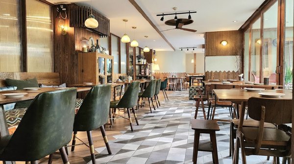 Mareeji Cafe & Casual Dining Bangkok 10110 1 - SeeU Nomad