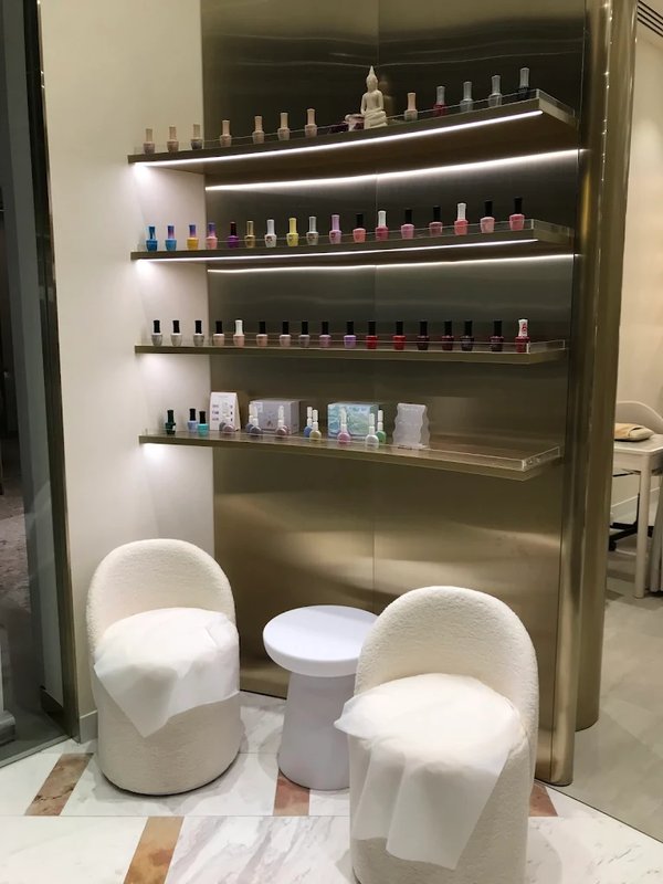 Bloom Nail Spa & Eyelash - ONE BANGKOK Bangkok 10330 2 - SeeU Beauty