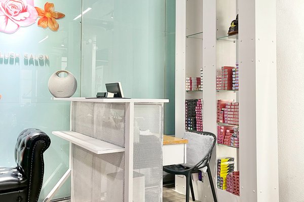 Blush Salon Bangkok 10500 4 - SeeU Beauty
