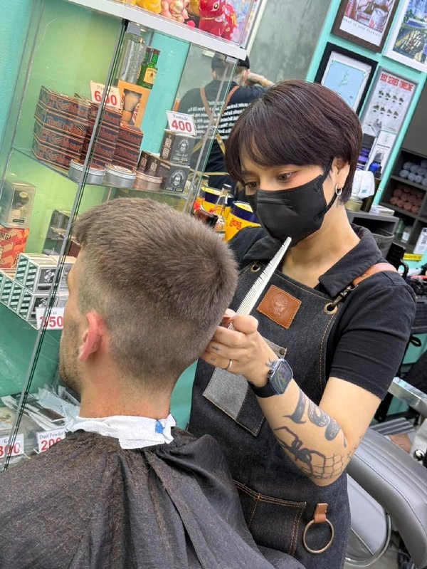 Barberbomb In Town Bangkok 10110 4 - SeeU Beauty