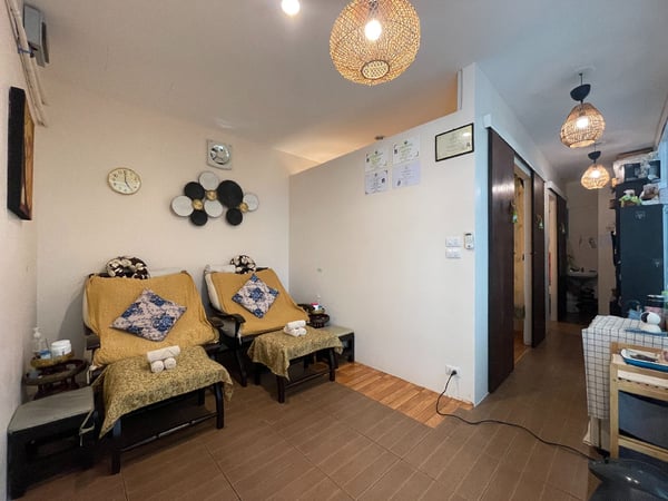 Metamorphosis Hair Salon & Massage Bangkok 10200 7 - SeeU Beauty