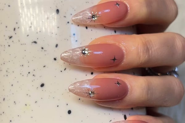 Glowy Nail and Spa Bangkok 10110 4 - SeeU Beauty