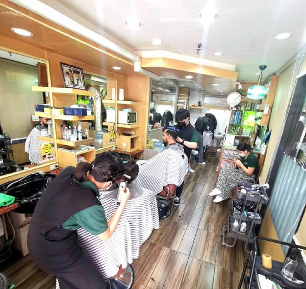 Ken Cutto Barbershop Bangkok 10110 10 - SeeU Beauty