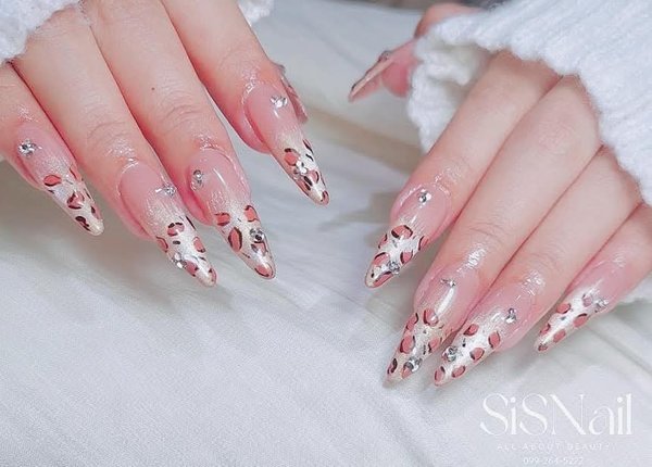 Sis Nail (Studio Tha Phra7) Bangkok 10600 9 - SeeU Beauty