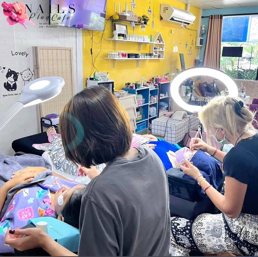 Nails Ploy Cafe Pathum Thani 12120 1 - SeeU Beauty
